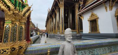 This is part 1 of our Grand Palace and Temple of the Emerald Buddha tour.  Beautiful, ornate and overwhelming.  There wa