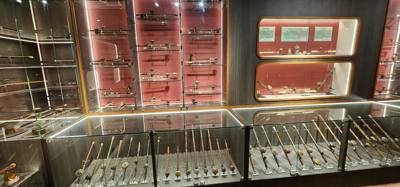 I mean it's an Opium Museum...we had to go right?  Also some info on the Long Neck Karan people including photos of the 