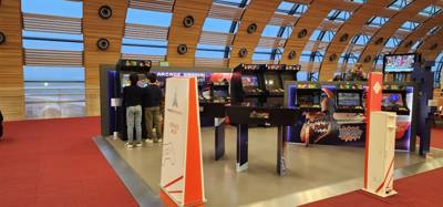 Made it to Paris.  This airport doesn't believe in restaurants apparently.  But hey, the arcade is pretty neat!