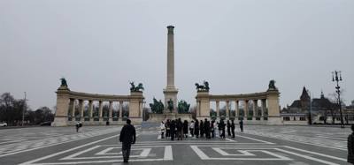 First stop this morning was Hero's Square.