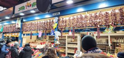 Had a little time for lunch and shopping at the Central Market.  This is a great place not just for eating and shopping 